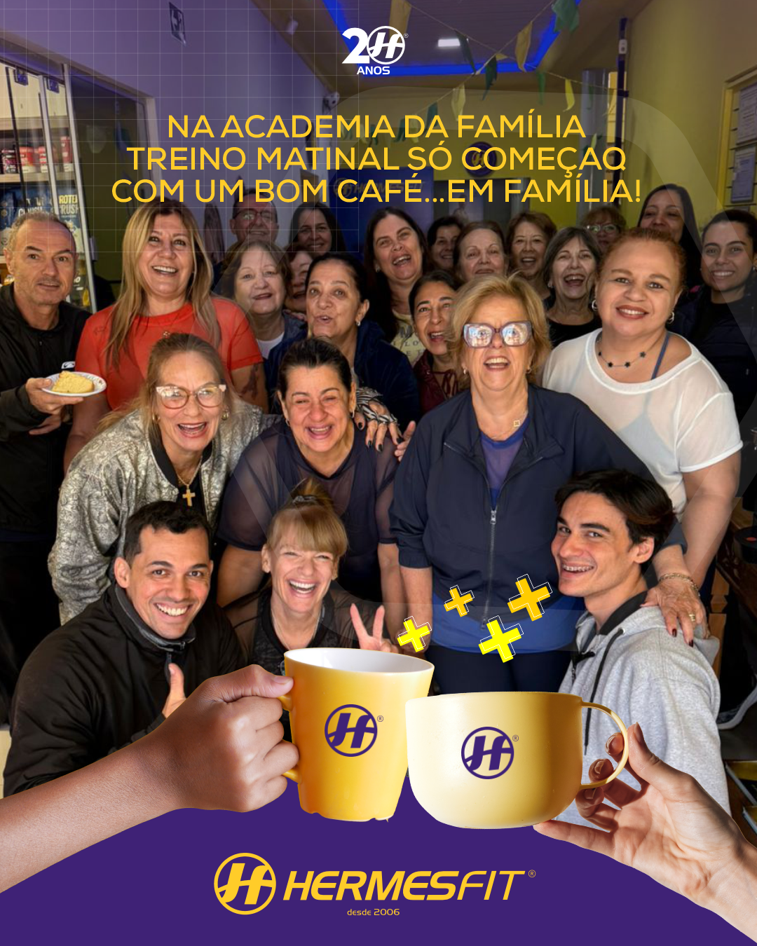 Alunos da HermesFit reunidos no café da manhã coletivo